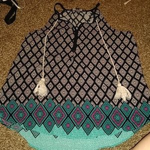 Cute summer tank! Work or play.